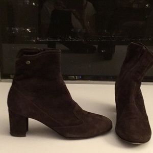 Via Spiga chocolate brown suede ankle boots with block heel